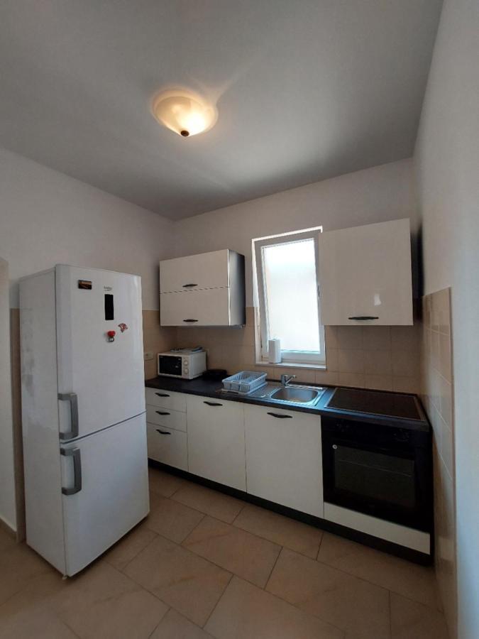 Apartments Maris Vranjic Esterno foto